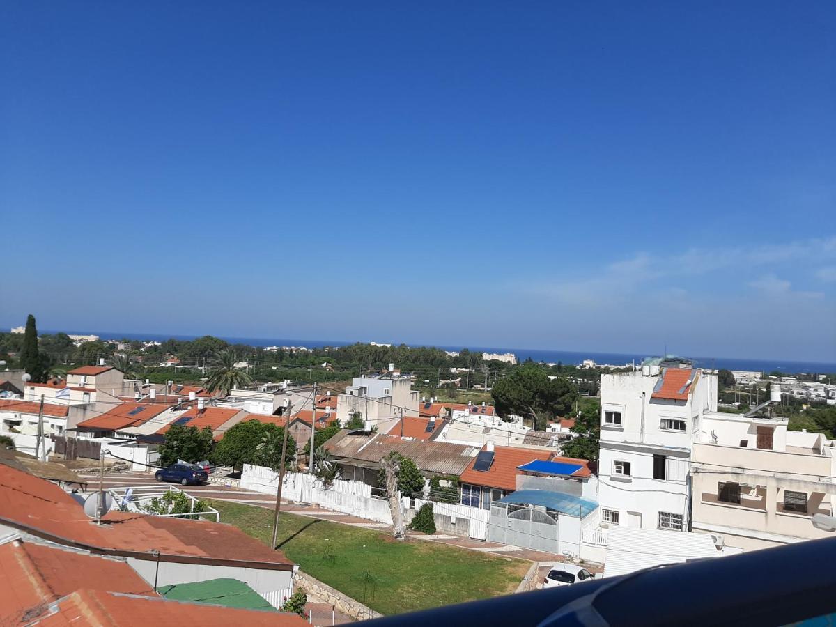 Family Apart Nahariya Eksteriør bilde